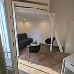 Apartamento Cozy Studio, Balcony & Ac, Heart Of *