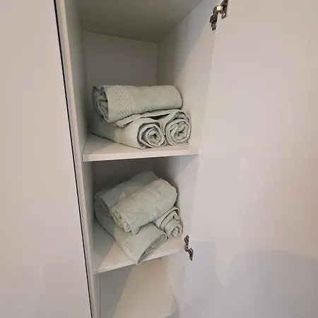 Cozy Studio, Balcony & Ac, Heart Of *