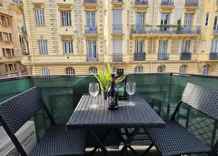 Apartment Cozy Studio, Balcony & Ac, Heart Of Nizza
