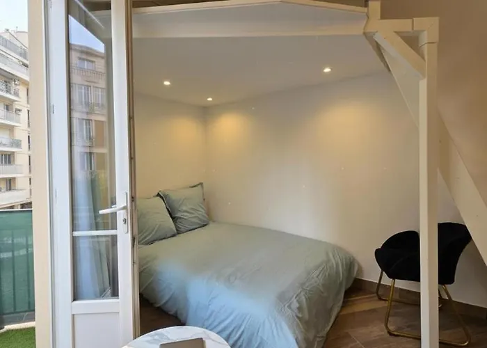 Cozy Studio, Balcony & Ac, Heart Of Nizza